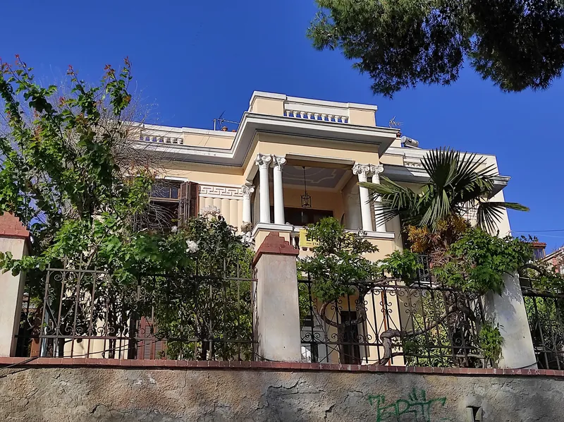 Wohnhaus Papaioannou von 1931 am Terpsithea-Platz in der Oberstadt (Ano Poli) von Thessaloniki