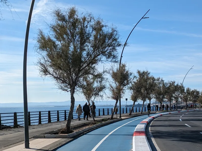 Uferstraße Lungomare mit Radweg in Catania