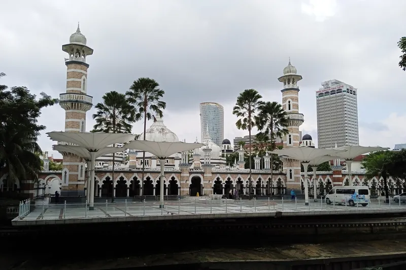 Masjid Jamek am Zusammenfluss von Klang und Gombak in Kuala Lumpur