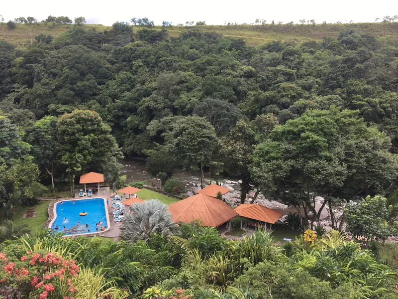 Hotelanlage in Alto Boquete oberhalb des Flusstals