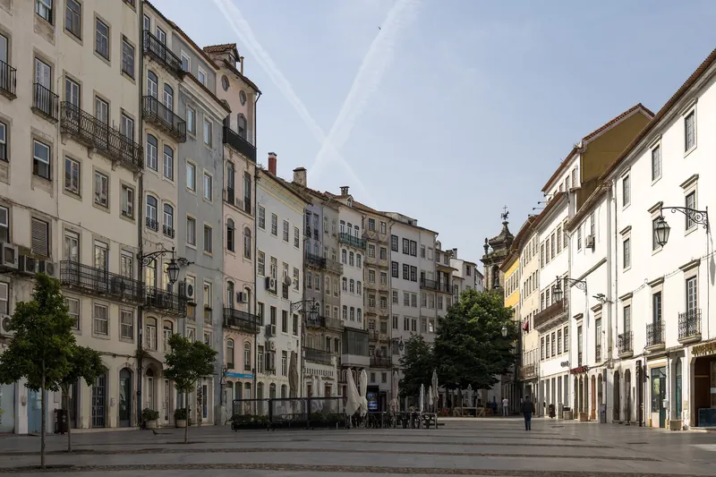 Praça do Comércio with historic houses in Coimbra's lower town (Baixa)