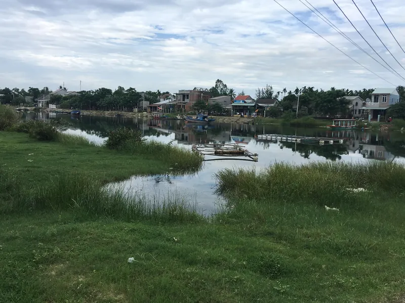 Dorf auf der Insel Cam Kim an einem Seitenarm des Thu-Bon-Flusses bei Hoi An